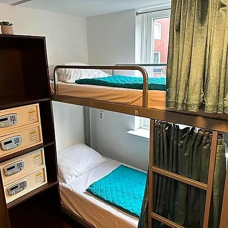 Hostel Space Amsterdam Zaandam