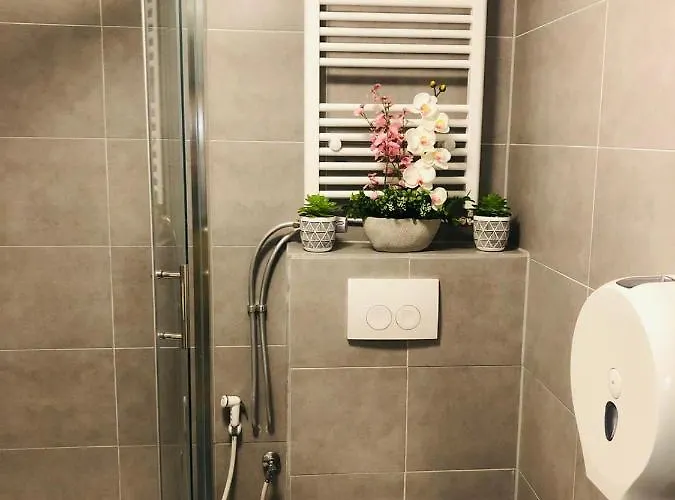 Space Amsterdam * Ζάανταμ