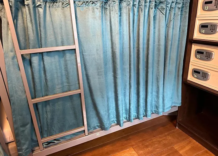 Hostel Space Amsterdam