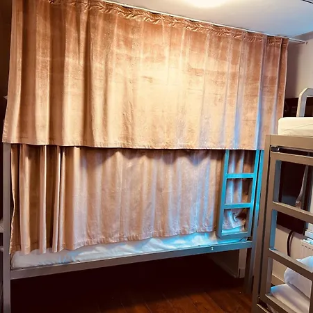 Auberge de jeunesse Space Amsterdam *